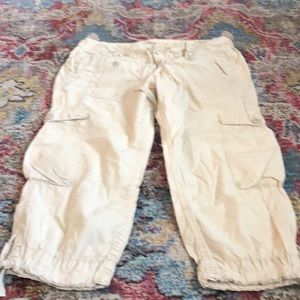 American Eagle capris khaki size 10
